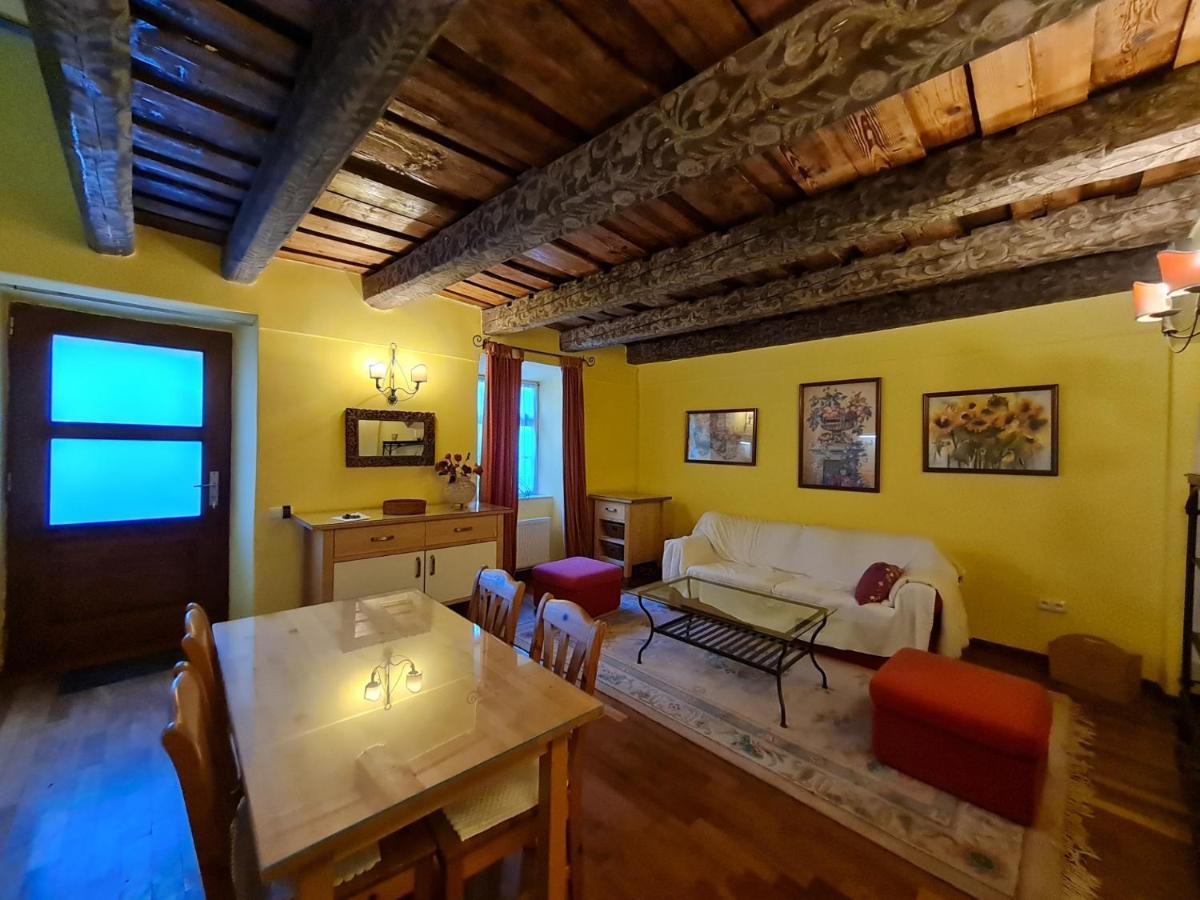 Magic Central Attic Apartment Praga Exterior foto